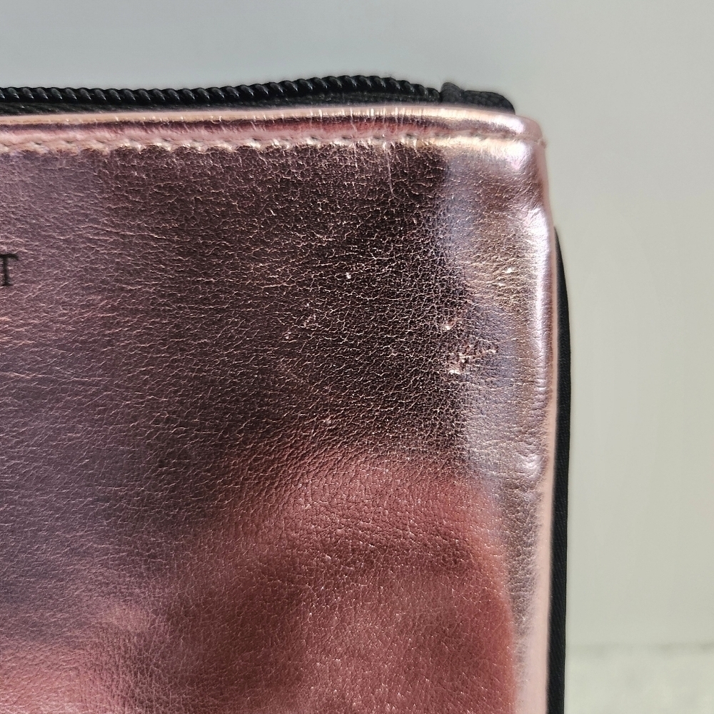 Victoria's Secret VS Logo Shimmer Light Pink Zipper Pouch Clutch Wristlet Bag - Picture 7 of 7